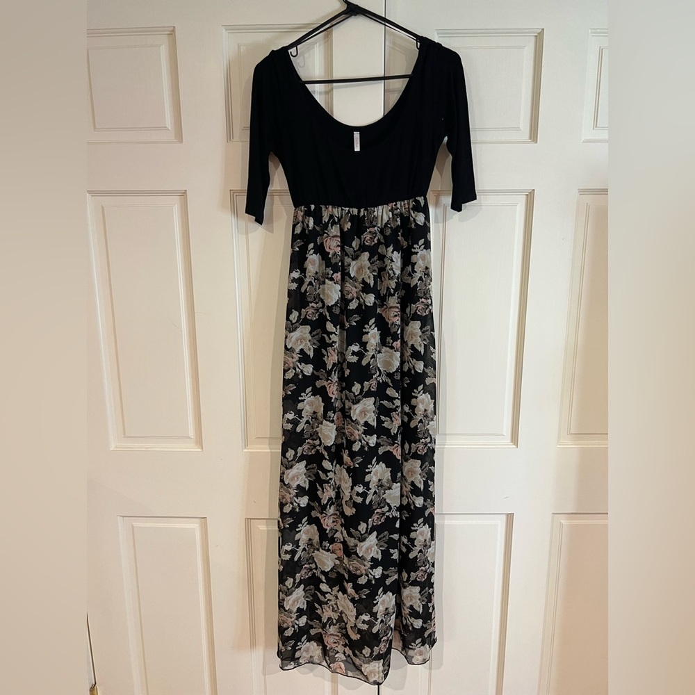 Pink blush floral maternity dress